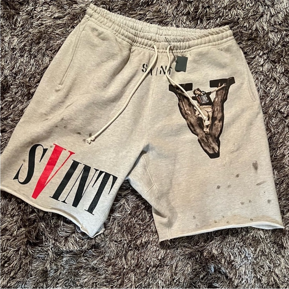 Saint Michael Vlone shorts